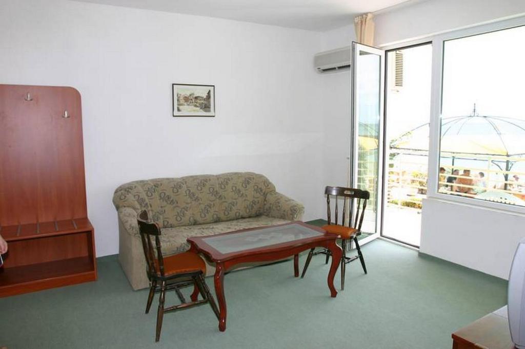 Harmony Beach Family Hotel Nessebar Quarto foto
